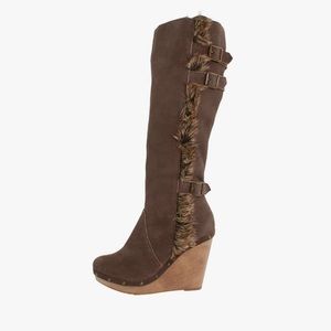 COPY - Super cute Naughty Monkey Rabbit Heart Wedge Boot size 6.5, suede and fa…